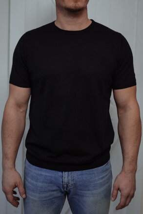 Cashmere t-shirt black 