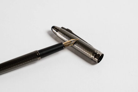 Fountain pen SHPERKA black